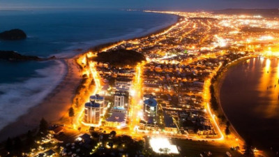 Western Bay of Plenty by night